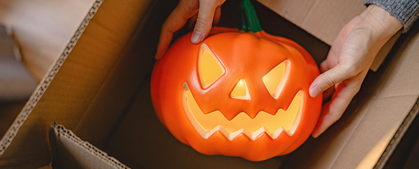 Jack-o'-lantern in a box